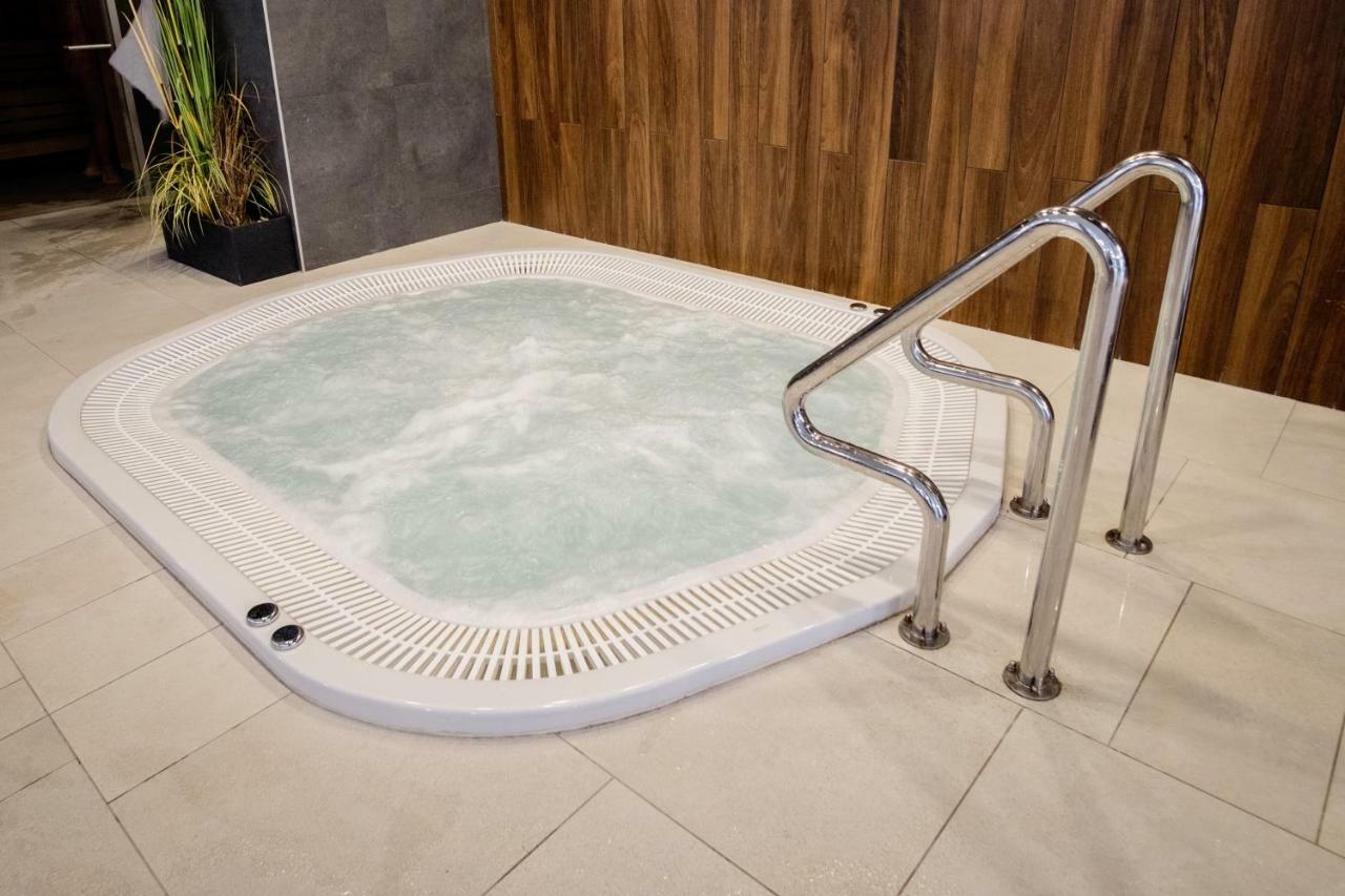 Apartament Lazur Polanki Park コウォブジェク エクステリア 写真